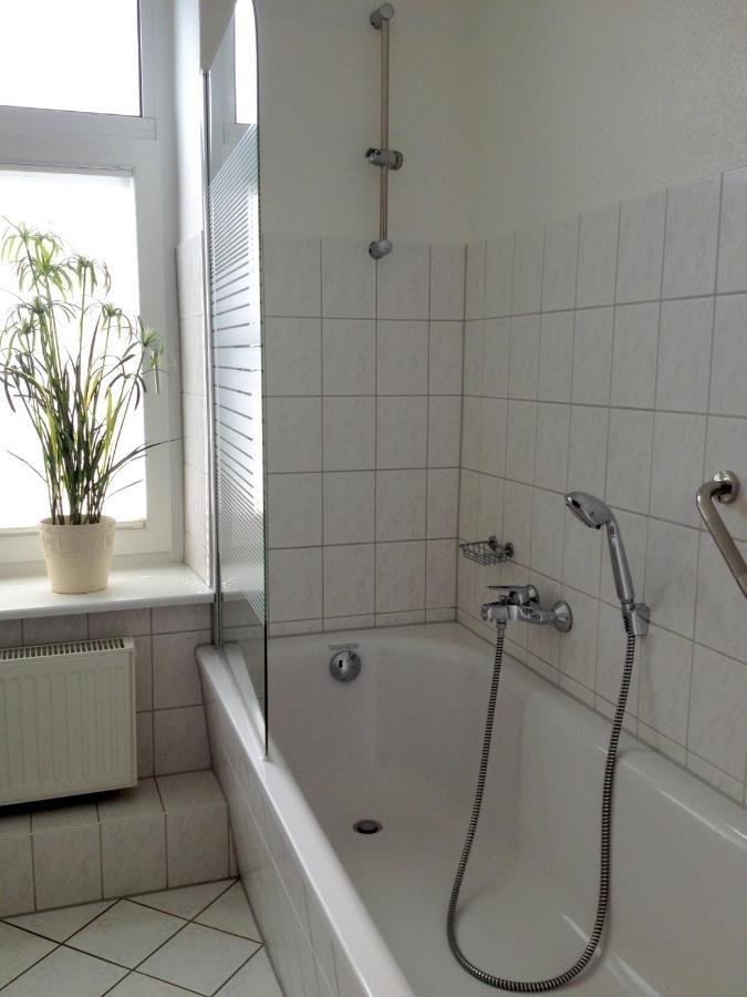 Ferienwohnung Am Schlossparkcenter شفيرين المظهر الخارجي الصورة